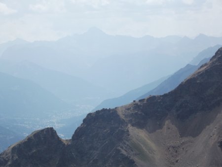 Vers Monêtier-les-Bains et le Pic de Rochebrune dans la brume