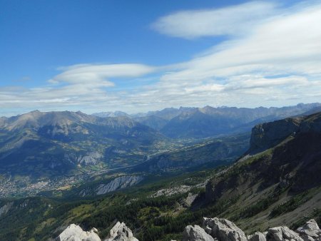 Au sommet : vers Jausier.