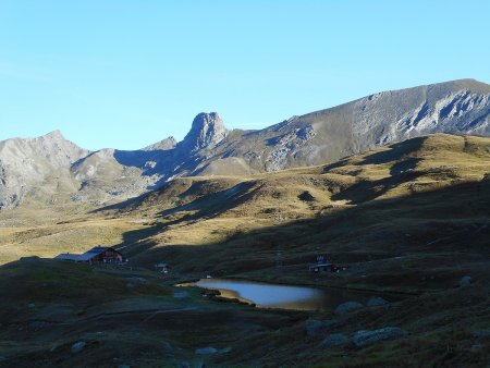 Lac et refuge de la Blanche