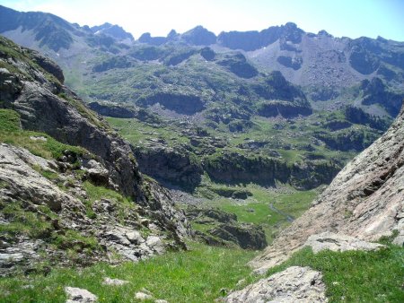 Mon couloir raide, en arrière-plan les pointes de Jasse Bralard