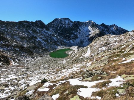 Vue arrière en montant à la brèche.