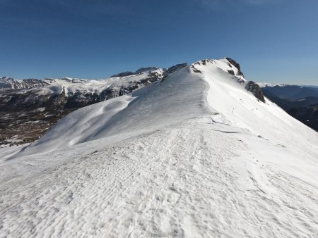 Vue sur le Col de Darne et le Chauvet.