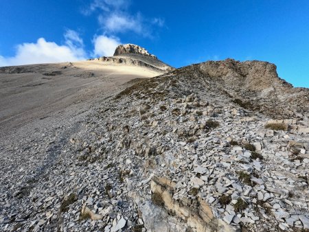 Le Grand Ferrand en descendant au col de Charnier.