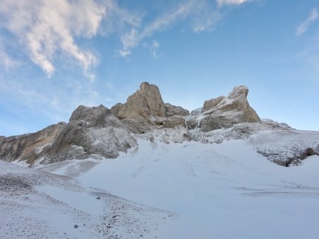 Formations rocheuses sous la crête de l’Étoile.