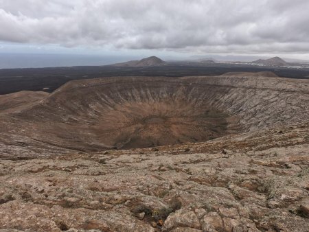 Le village de Mancha Blanca est visible au loin