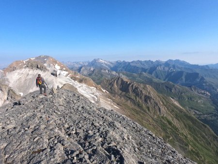 Vue vers le Taillon et le Vignemale