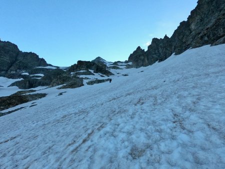 On monte tout doucement.