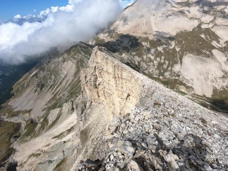 Regard arrière sur l’arête de la Tête de Plate Longue.