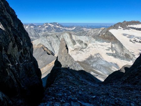 La belle aiguille indiquant le début du couloir.