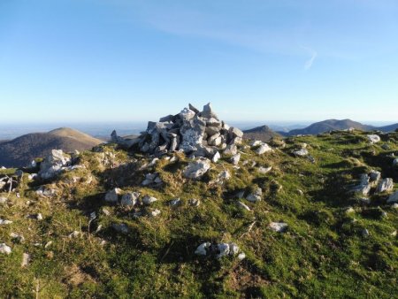 Hauskoa 1268m. Caïrn sommital.