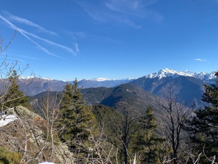 Du sommet coté 1597m, vue vers le nord