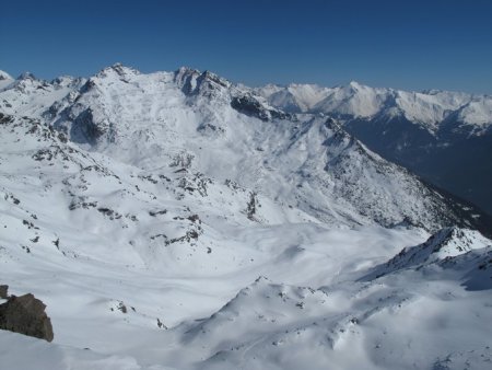 La Pointe du Bouchet (3420 m), avec à droite l’Aiguille de Scolette (3506 m)