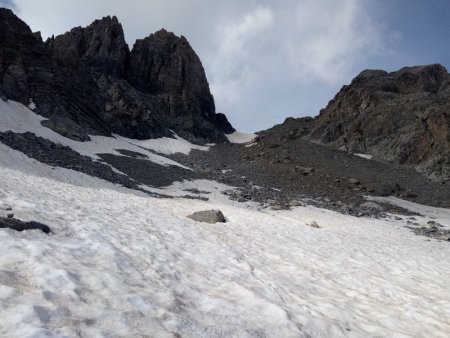 Avant de traverser vers la Combe de la Petite Part