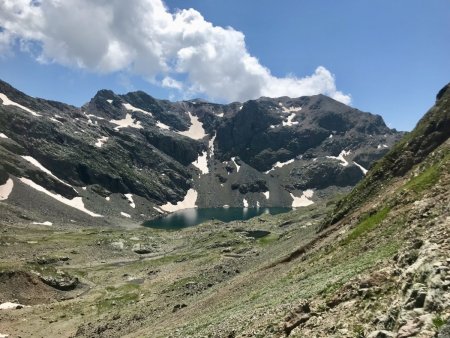 en montant sous le Col du Lac Blanc