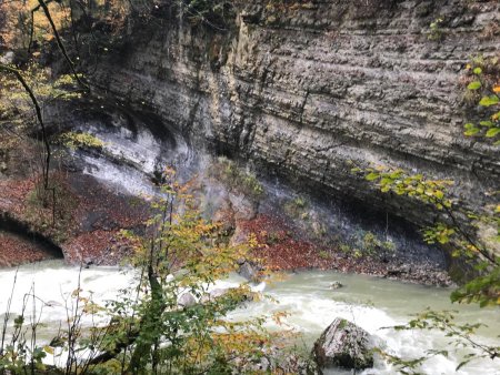 Guiers Mort et falaises