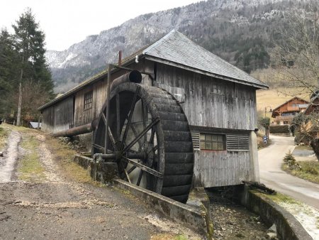 Entrevernes : la scierie