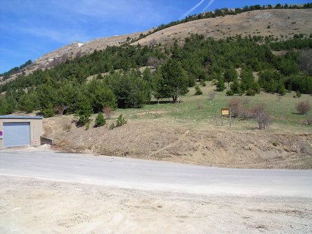 Du parking au Col de Grimone, regard sur Les Glaisettes