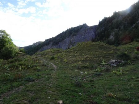 Sous la crête du Paradis