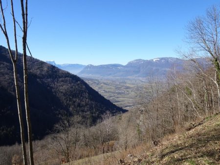 Regard sur la vallée