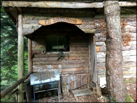 Cabane de chasseurs la Sambuis. Photo Michel.