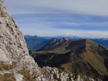 Brèche sous le sommet.