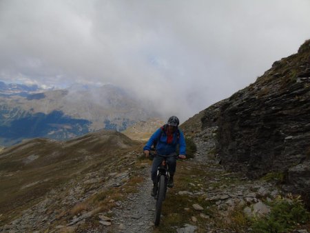 Sentier du Pas de la Beccia, encore praticable à VTT