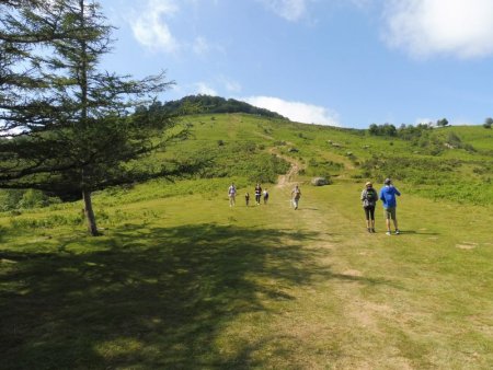 Avant d’entreprendre la montée directe vers le sommet.