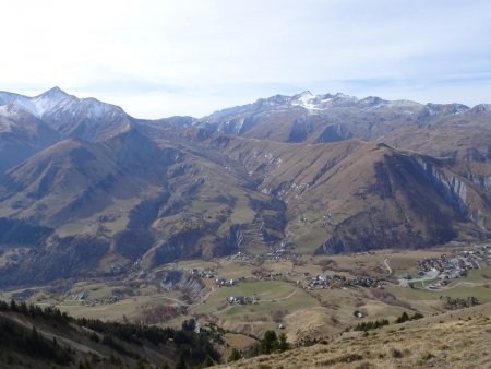 Mont Charvin : regard sur St-Jean d’Arves