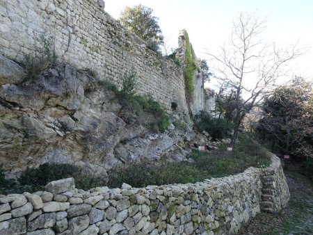 Ruines du Château d’Oppède le Vieux