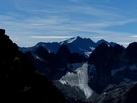 Aiguilles de l’Argentière et, au fond, le Pic de l’Etendard