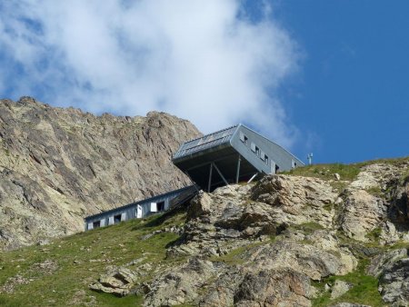 Arrivée au refuge de la Selle.