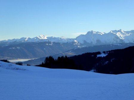 Vue arrière sur le haut Giffre