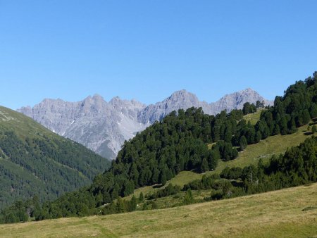 Regard en arrière sur la chaîne ouest de Sesvenna.