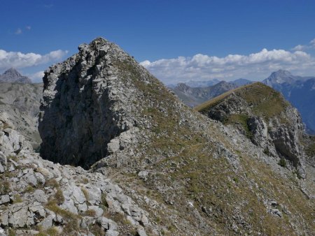 Sur la crête : dans le rétro, le ressaut qu’il fallait impérativement contourner