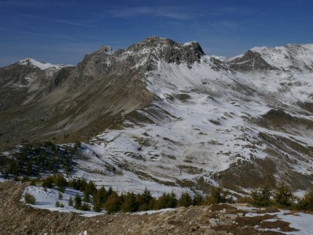 Suite du programme : col de la Gardette dominé par la Pousterle