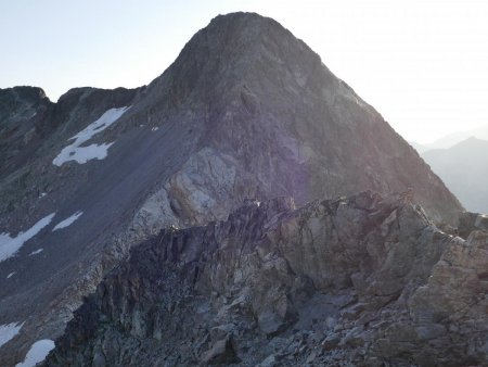 Sur l’arête sans nom : vers le Pic de Parières