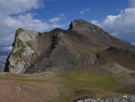 Puy des Pourroys depuis la crête du Pré de Bouc