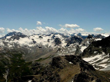 Des Levannas à la Pointe de Charbonnel.