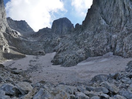 (photo prise au retour) Le premier fond de glacier / névé 