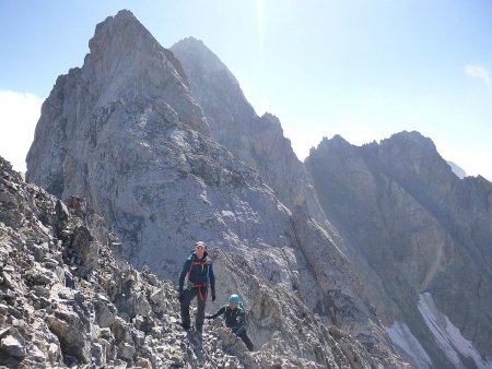 La pointe 3316 et l’Aiguille de Chambeyron derrière nous