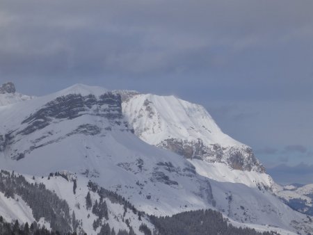 Les Quatre Têtes et la Pointe d’Areu.