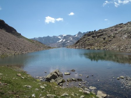 Le Lago Longo dans le rétroviseur