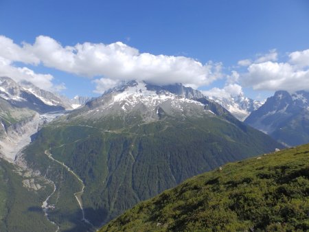 L’Aiguille Verte est maintenant dans les nuages...