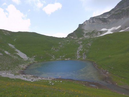 Le lac du Charvin.