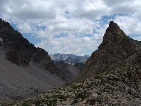 En face le vallon de Mary