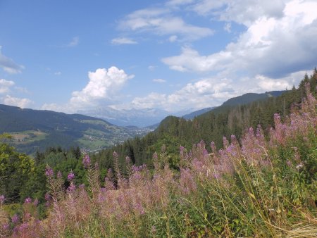 Regard vers Megève.