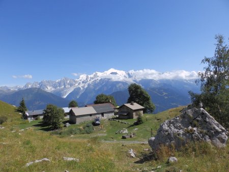 Retour aux Chalets de Varan.