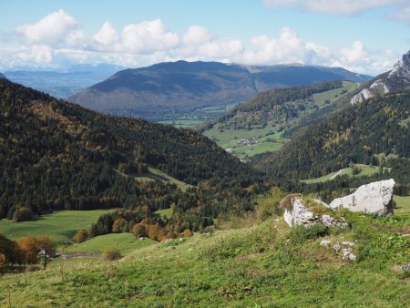 Vers Mont derrière et le Semnoz.