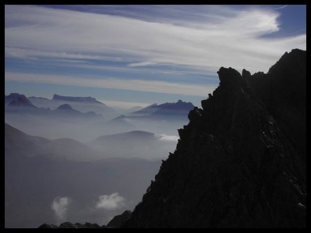 Au sud, le Plateau de Bure, du Col du Coiro.