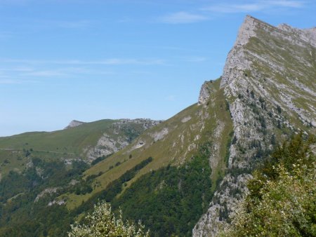 Vue sur la  Croix d’Allant, le Plan de la Limace